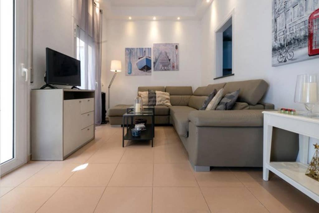 Vive La Playa Y La Noche De Sitges Aqui Apartment Exterior photo
